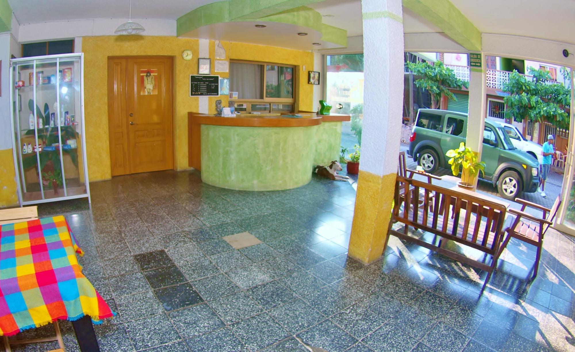 Hotel San Lorenzo Barra de Navidad Extérieur photo